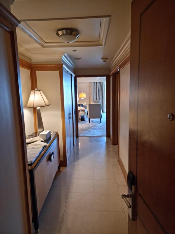 Chez Haytham At Four Seasons Nile Plaza Residential Suite Cairo Exterior foto